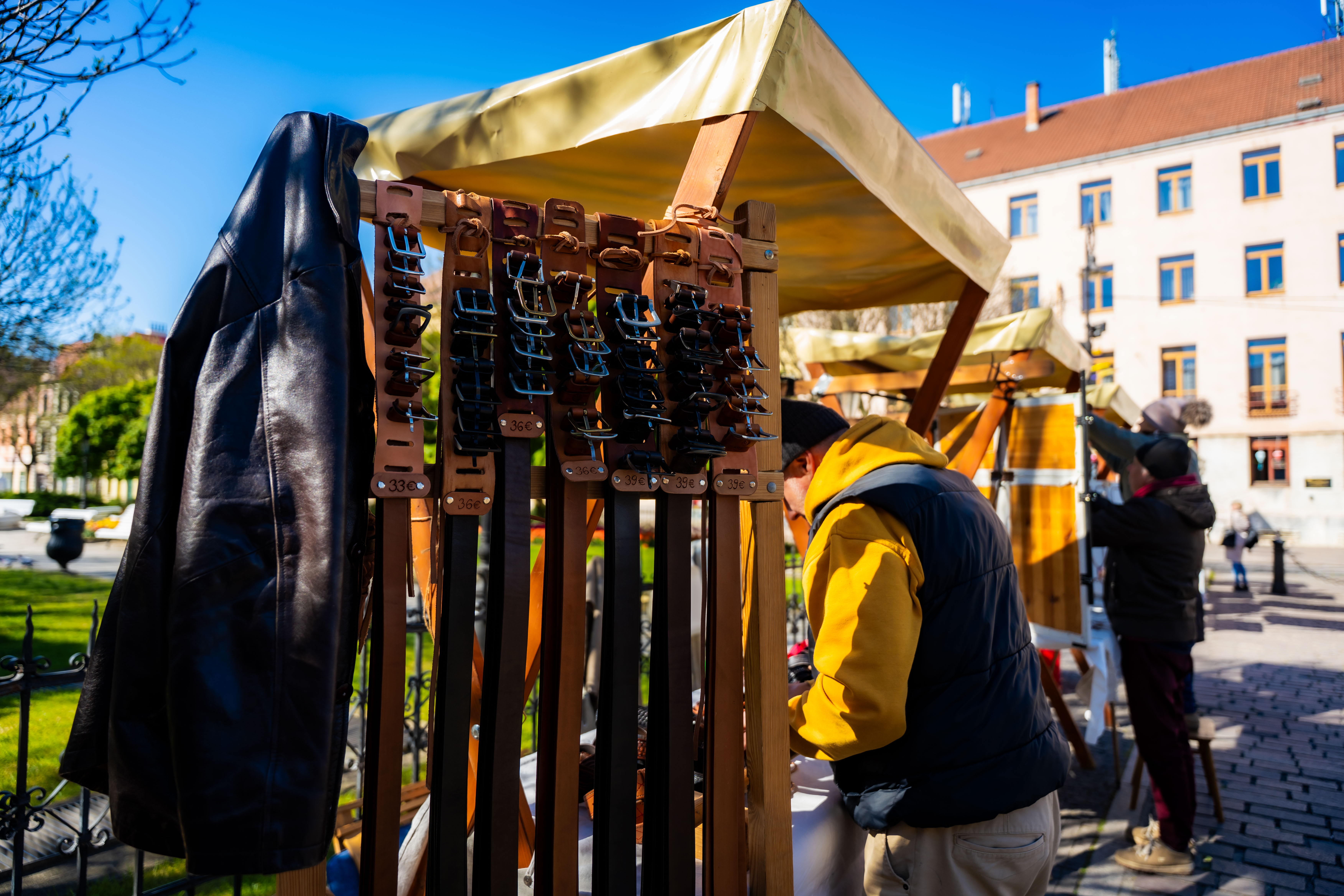 Trh tradicnych remesiel-1-7